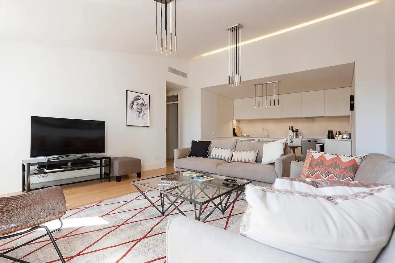 Flh Mouraria Art Apartment With Pool Лиссабон